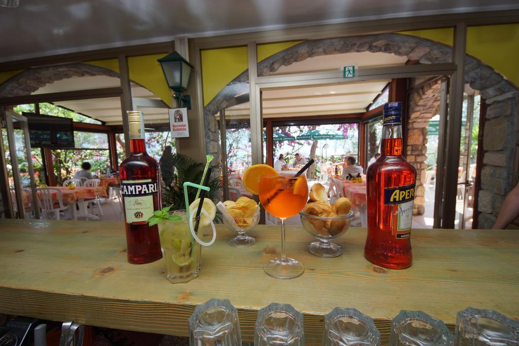 Hotel Augusta Garni Limone sul Garda Eksteriør billede