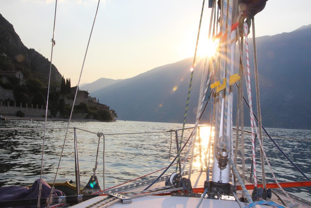 Hotel Augusta Garni Limone sul Garda Eksteriør billede