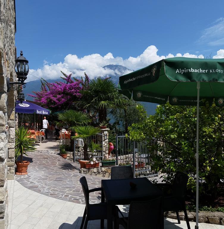 Hotel Augusta Garni Limone sul Garda Eksteriør billede
